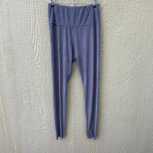 Tribe Kelley Leggings Women's Size L Faux Suede Gray Microfiber Made in USA‎